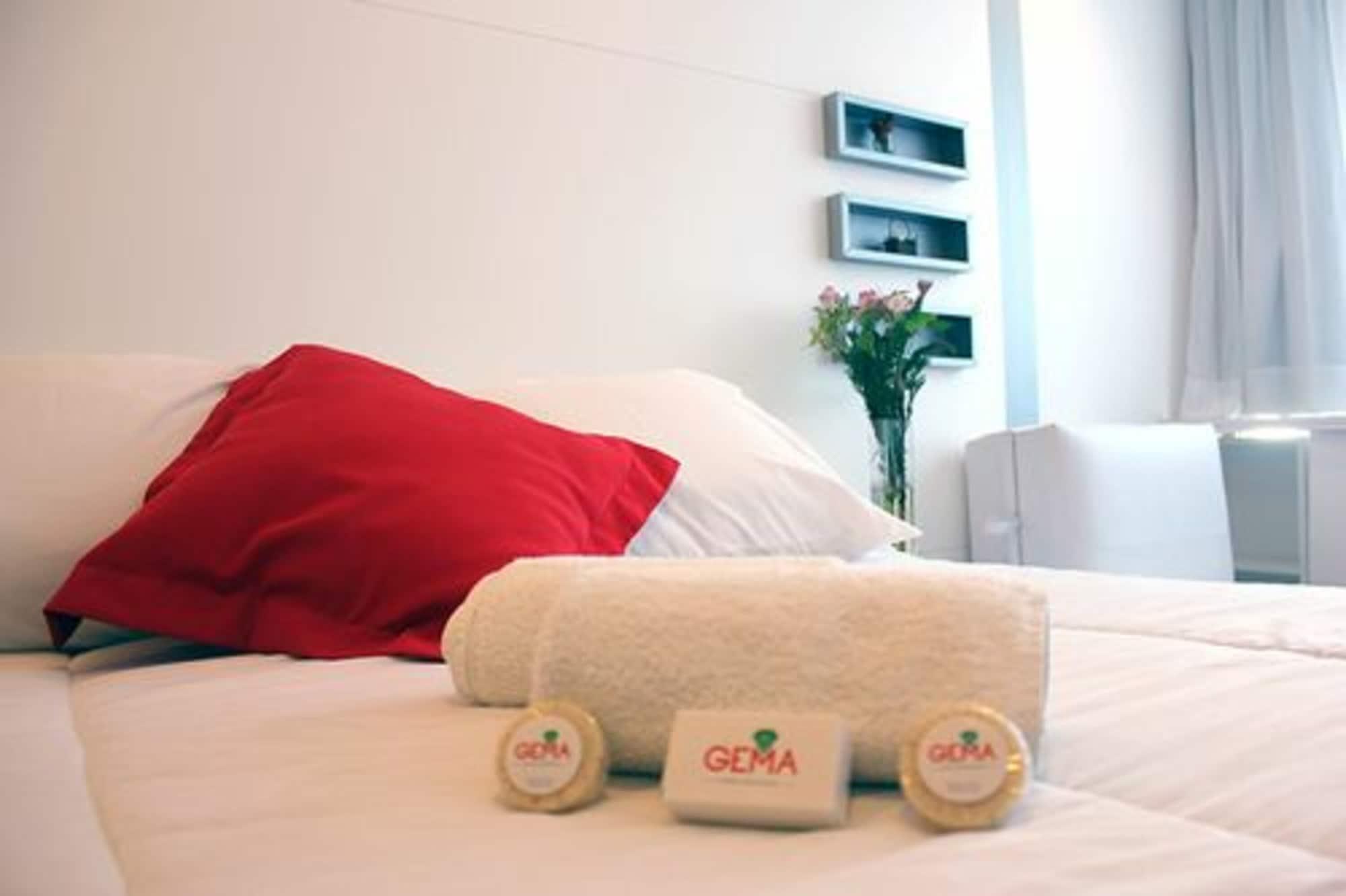 Hotel Gema Luxury Suites Montevideo Bagian luar foto