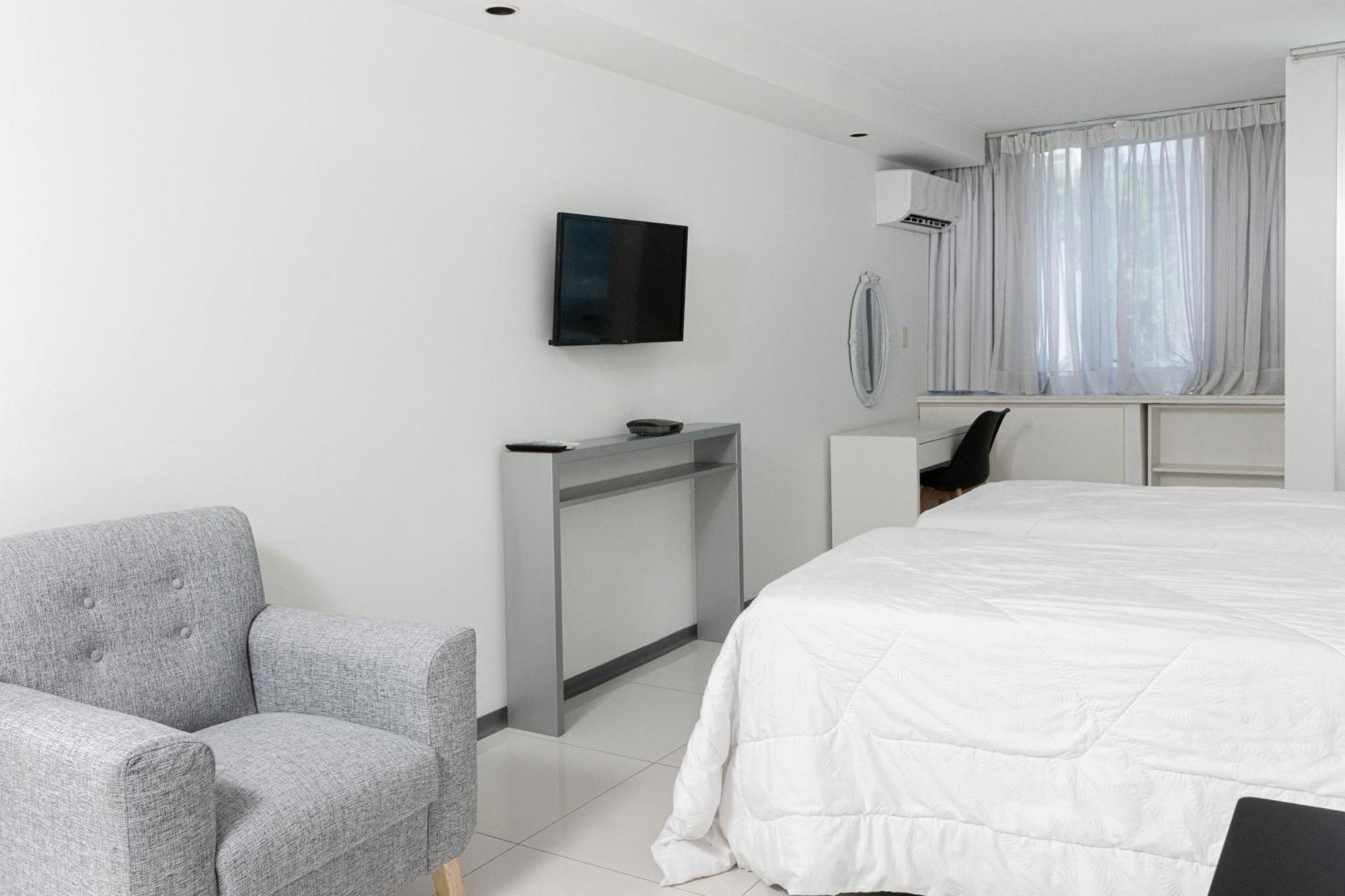 Hotel Gema Luxury Suites Montevideo Bagian luar foto